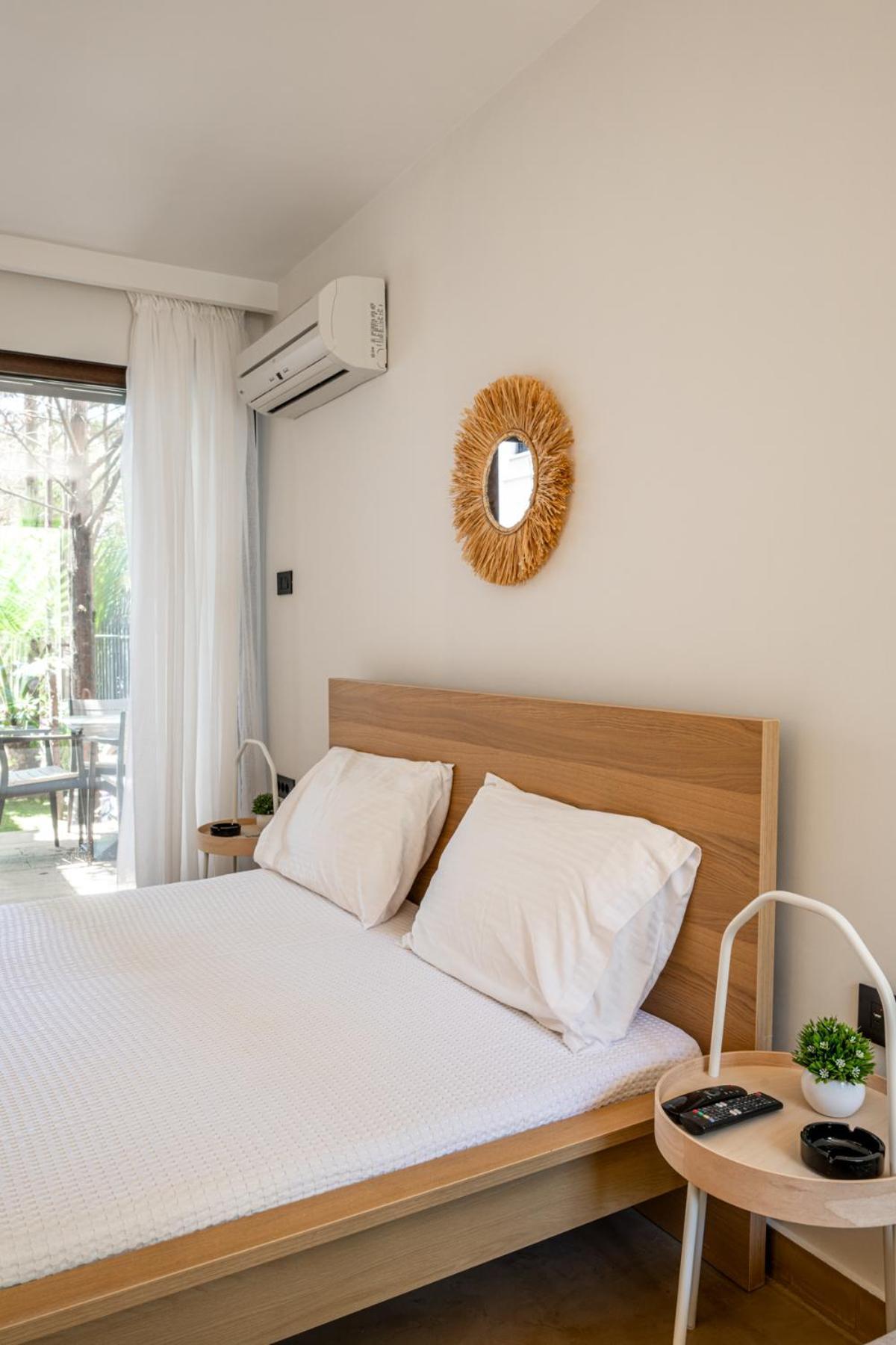 Alkis Guest House By Aegiankazarte Kapotidhes Exterior photo